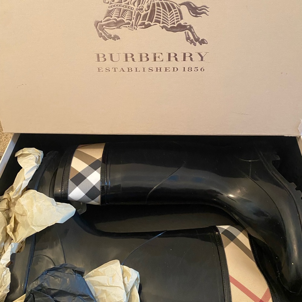 Burberry Black Winter Rain Boots